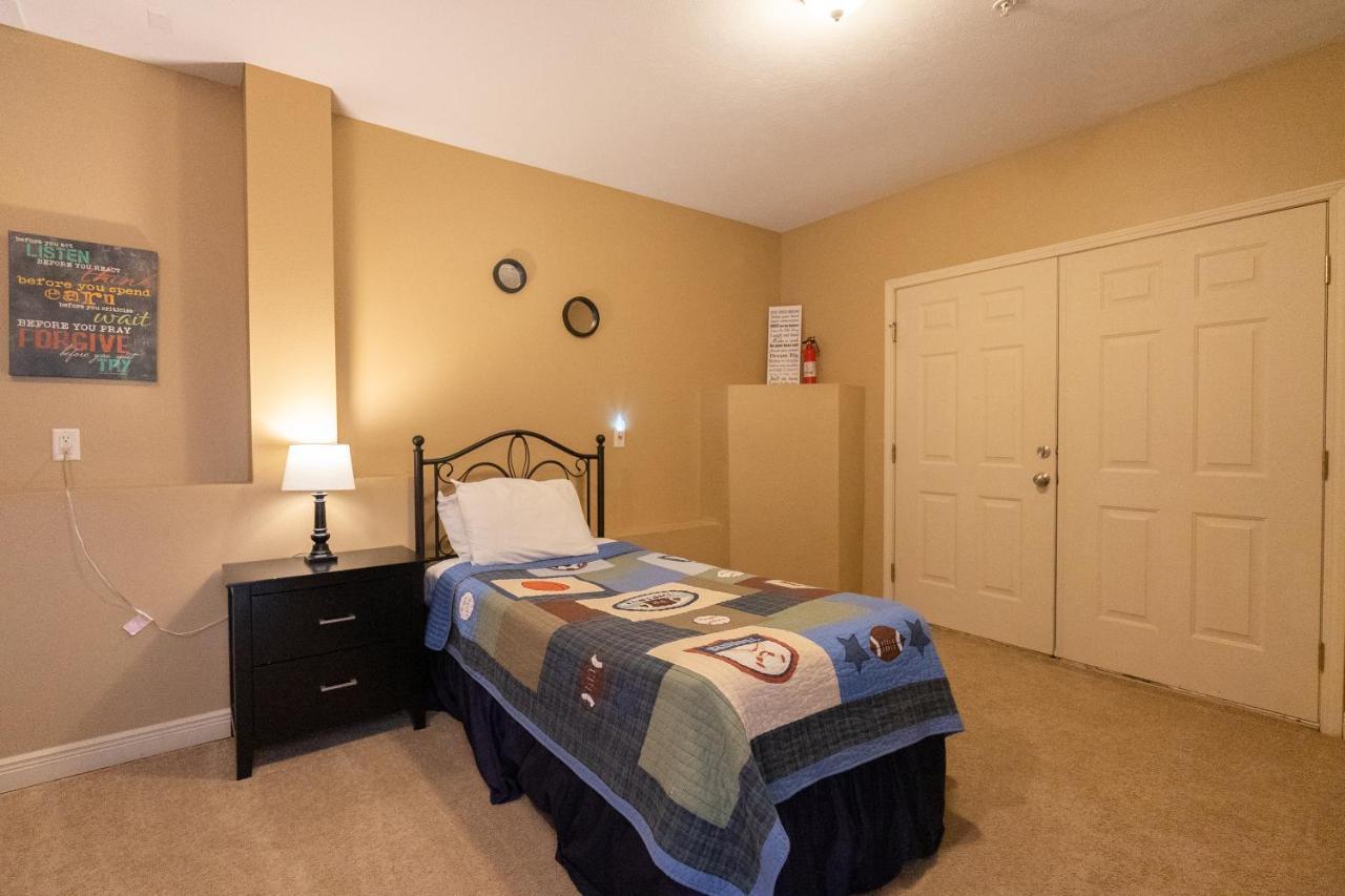 4Br Walk-In - Foosball Table - Hot Tub - Fire Pit - Free Tickets Included - Dv166 Branson Bagian luar foto
