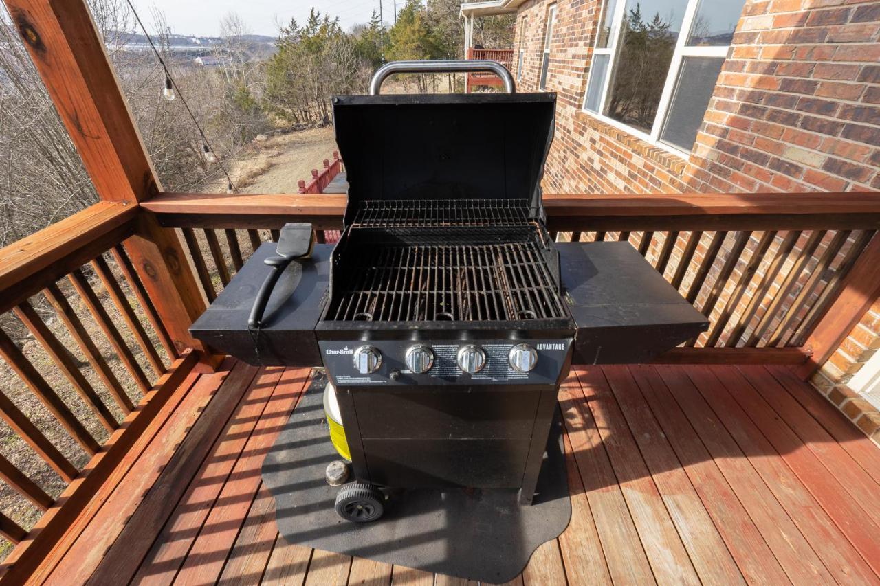 4Br Walk-In - Foosball Table - Hot Tub - Fire Pit - Free Tickets Included - Dv166 Branson Bagian luar foto