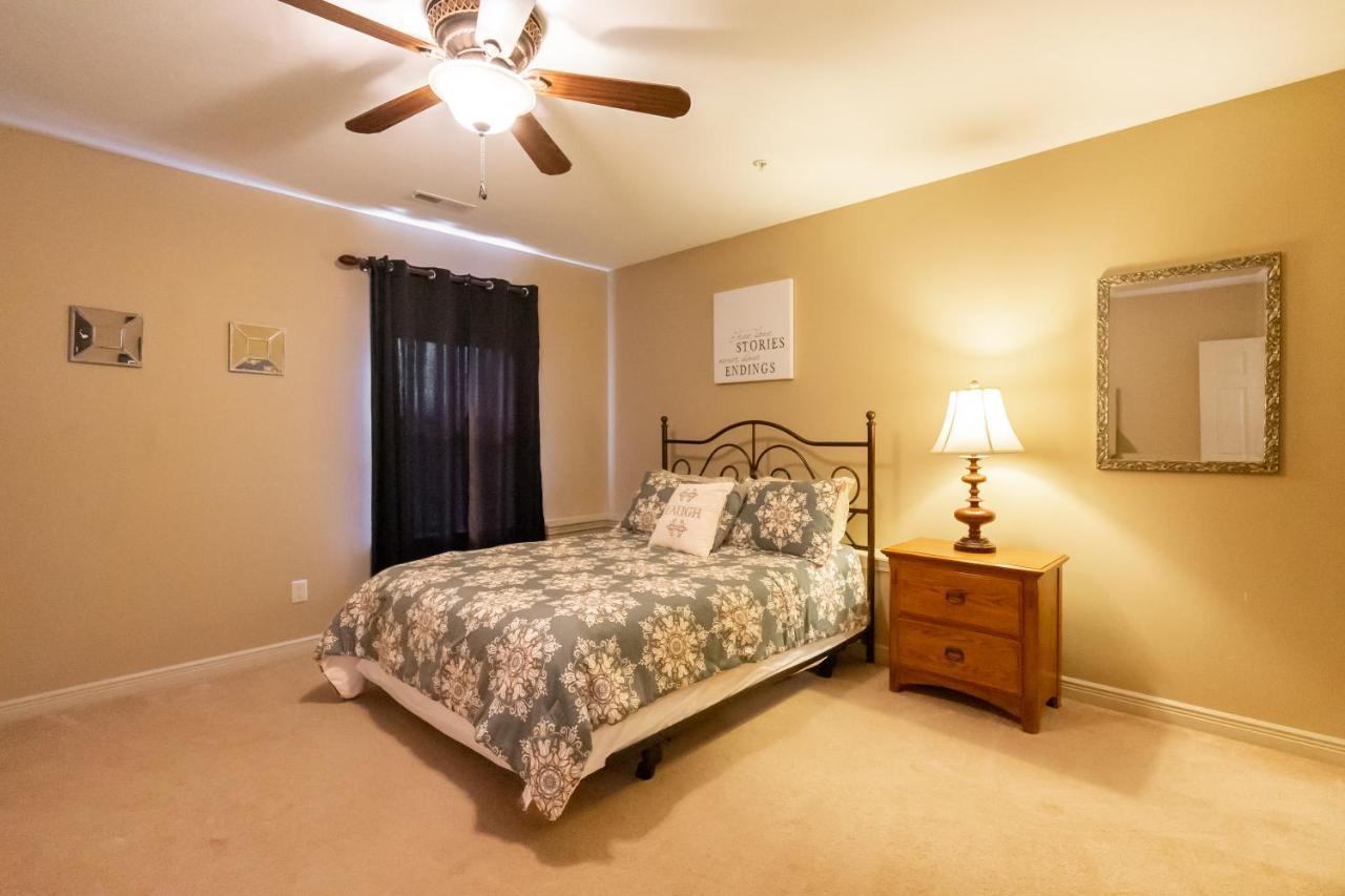 4Br Walk-In - Foosball Table - Hot Tub - Fire Pit - Free Tickets Included - Dv166 Branson Bagian luar foto