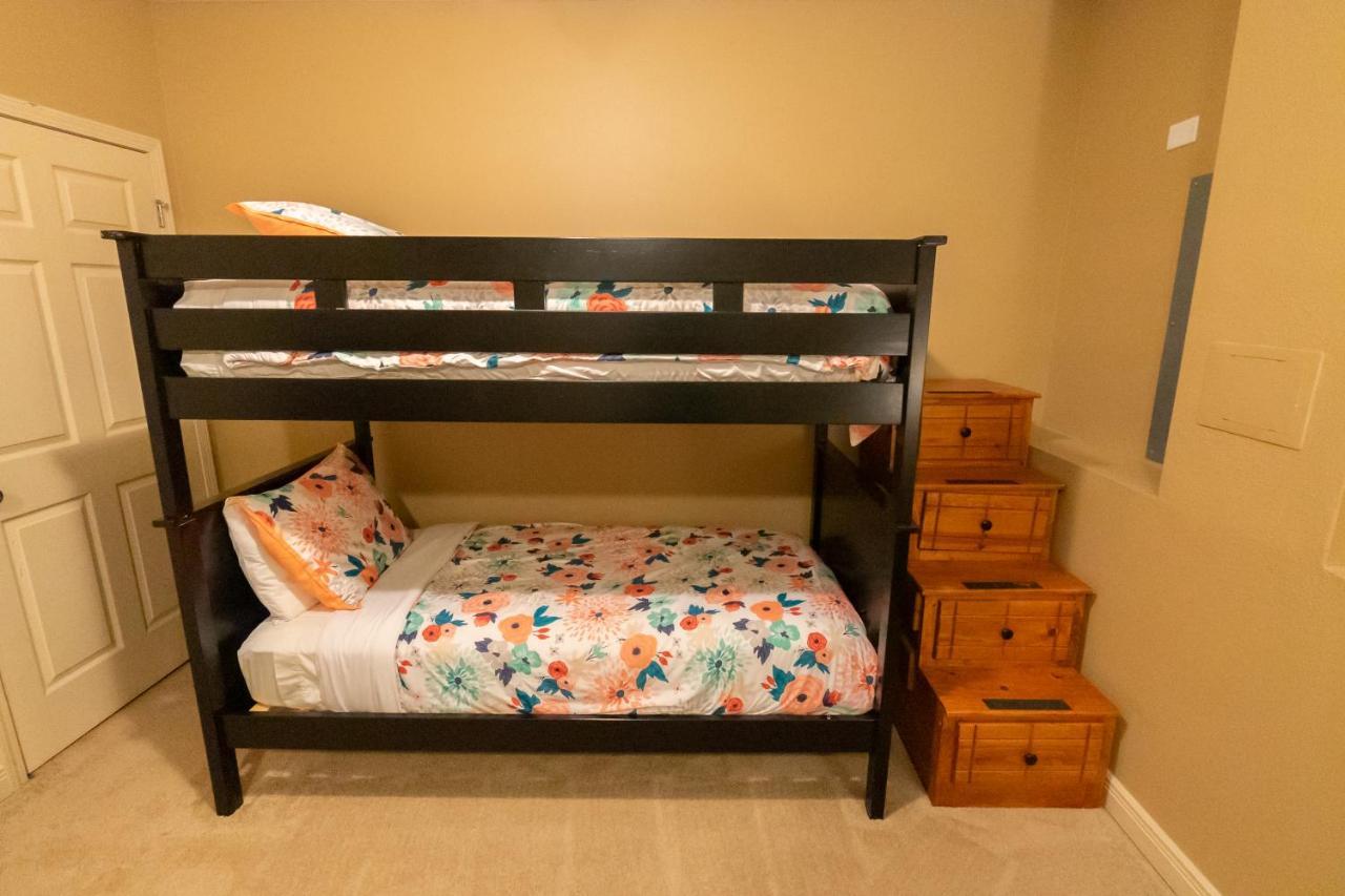 4Br Walk-In - Foosball Table - Hot Tub - Fire Pit - Free Tickets Included - Dv166 Branson Bagian luar foto