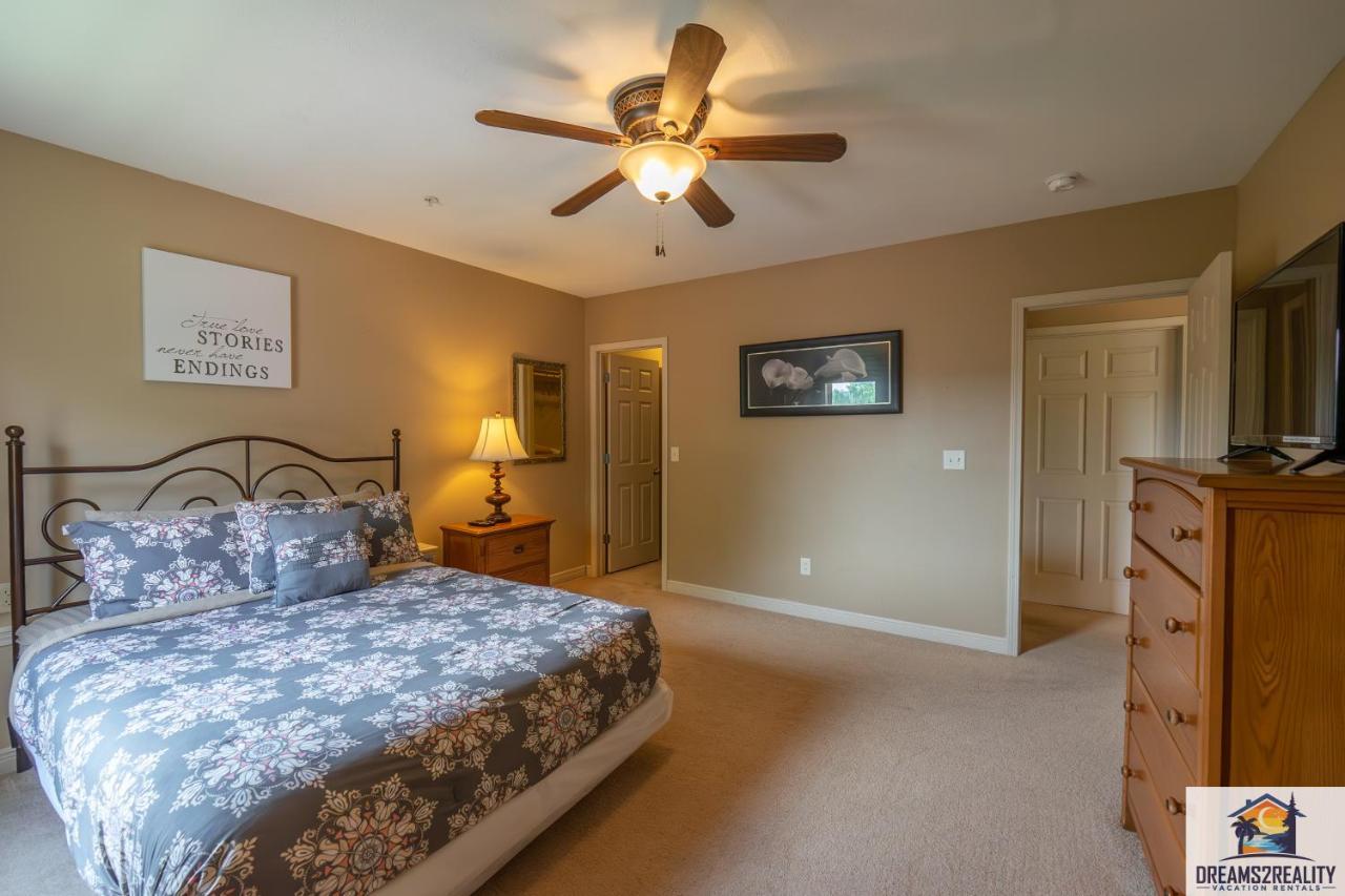 4Br Walk-In - Foosball Table - Hot Tub - Fire Pit - Free Tickets Included - Dv166 Branson Bagian luar foto