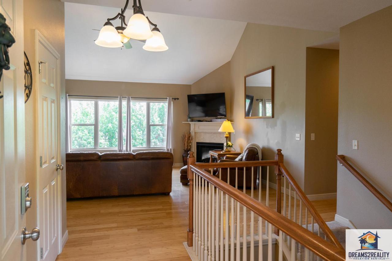4Br Walk-In - Foosball Table - Hot Tub - Fire Pit - Free Tickets Included - Dv166 Branson Bagian luar foto