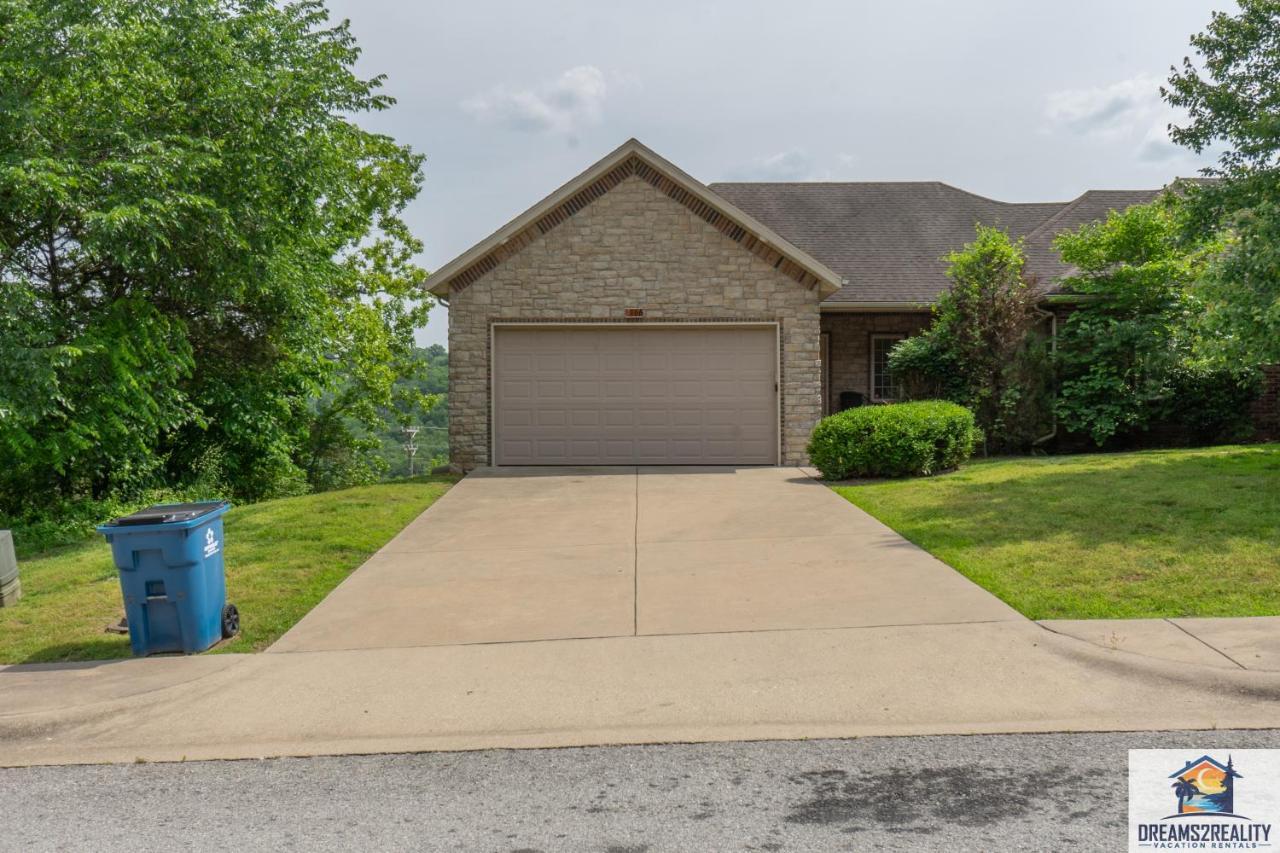 4Br Walk-In - Foosball Table - Hot Tub - Fire Pit - Free Tickets Included - Dv166 Branson Bagian luar foto