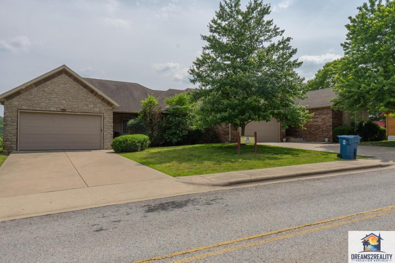 4Br Walk-In - Foosball Table - Hot Tub - Fire Pit - Free Tickets Included - Dv166 Branson Bagian luar foto